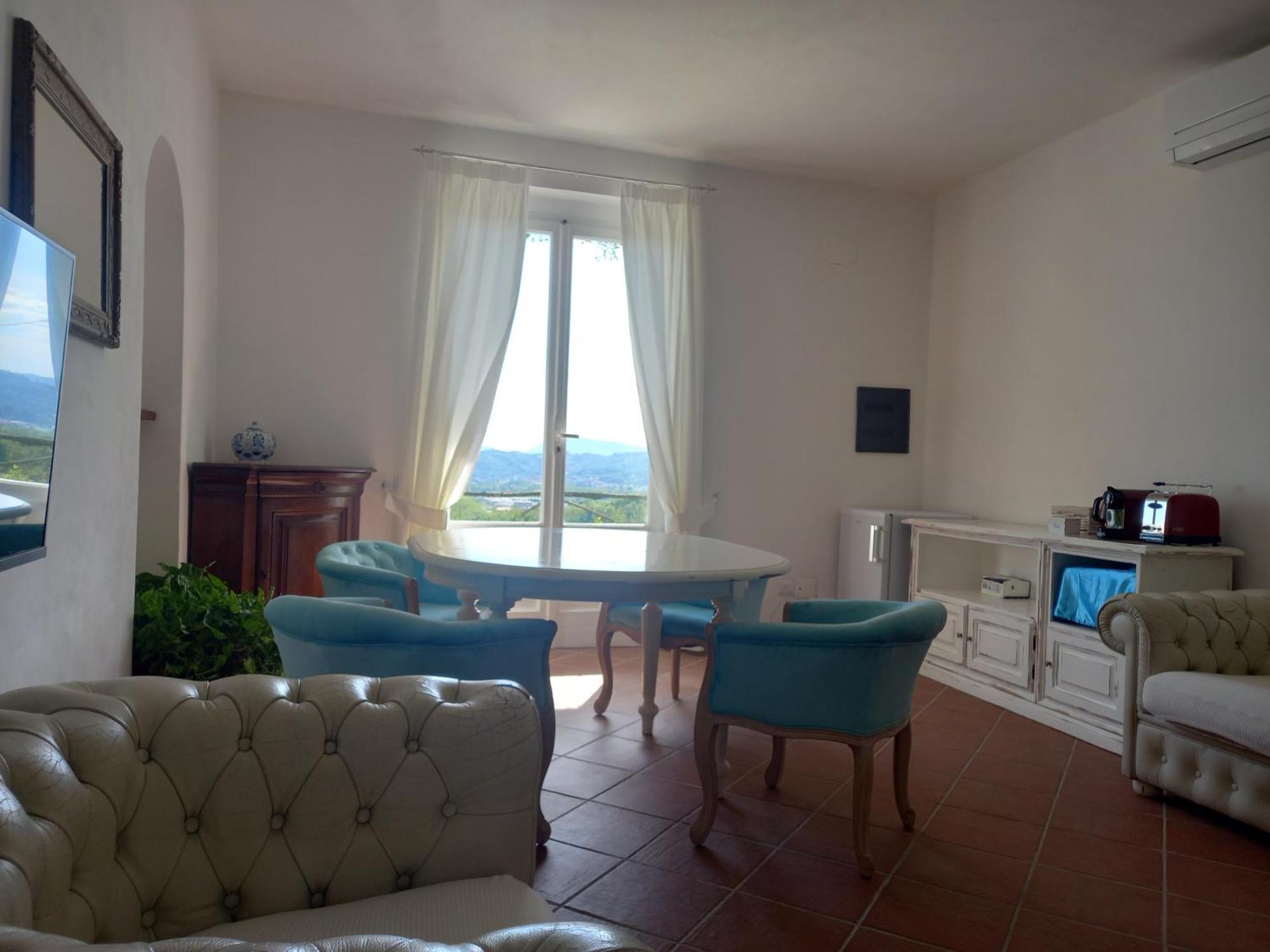 Il Colle Della Brina Hotel Sarzana Ngoại thất bức ảnh